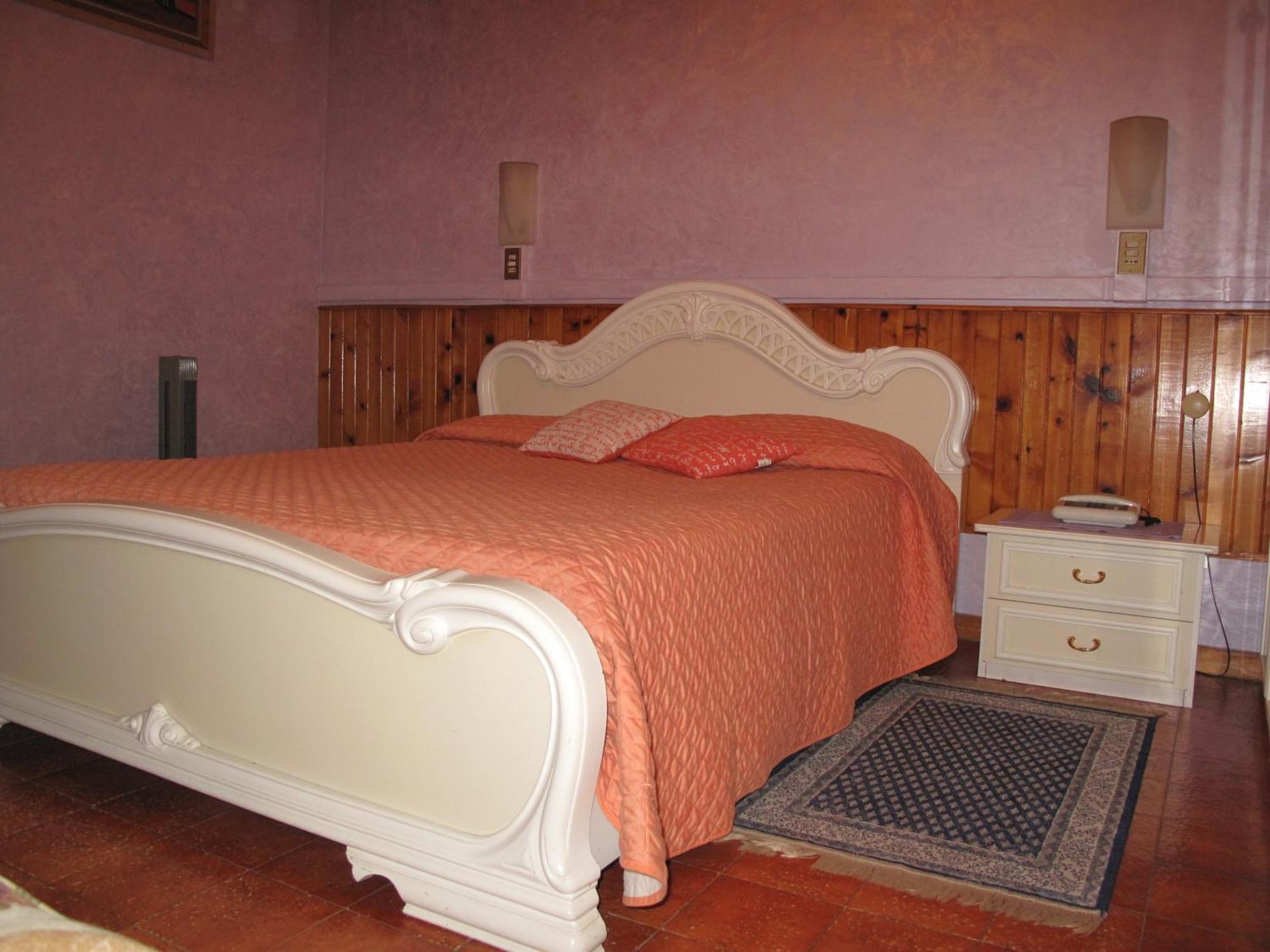 Hotel Ristorante La Nuova Fattoria Карсолі Номер фото