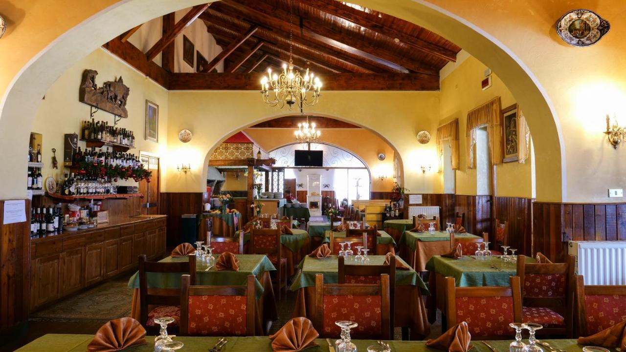 Hotel Ristorante La Nuova Fattoria Карсолі Екстер'єр фото